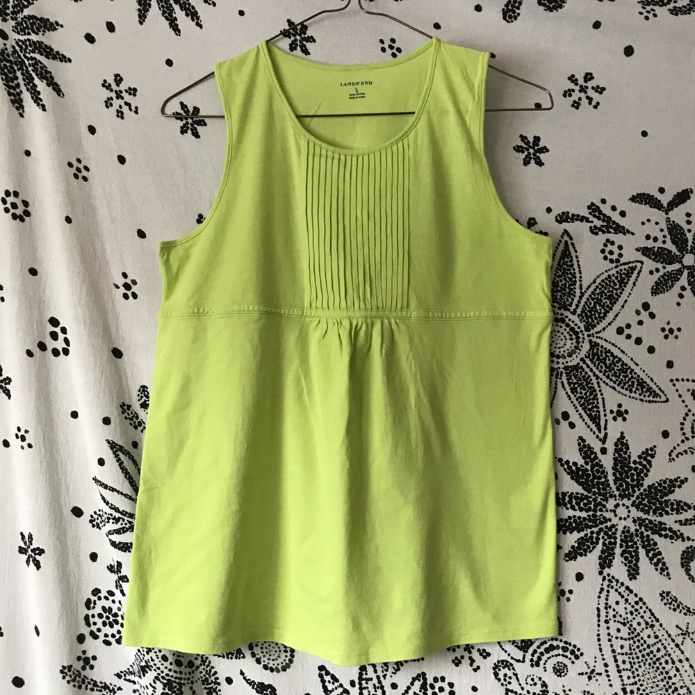 Land's End pleated crew neck racerback tank